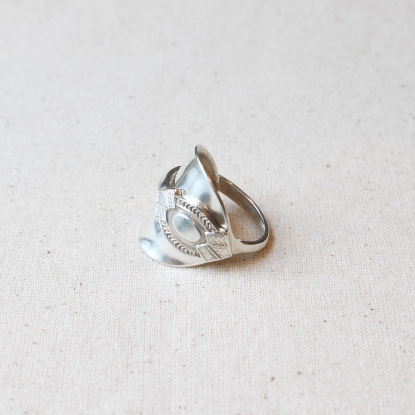 Shield Style Ring (1950)