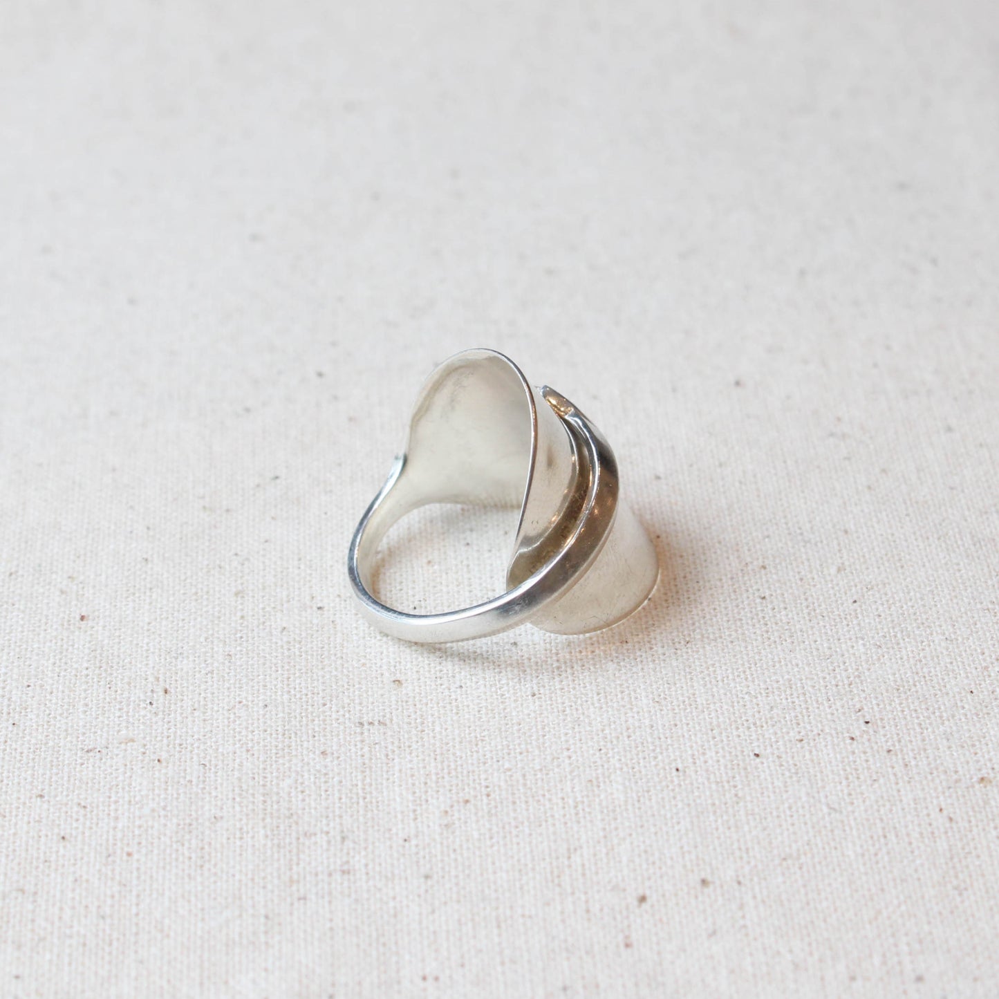 Shield Style Ring (1950)